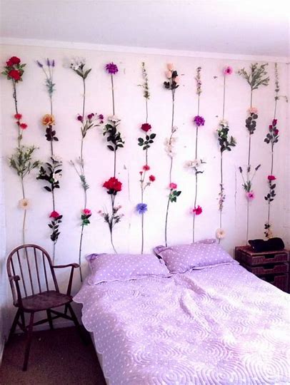 Почему нельзя держать цветы в спальне