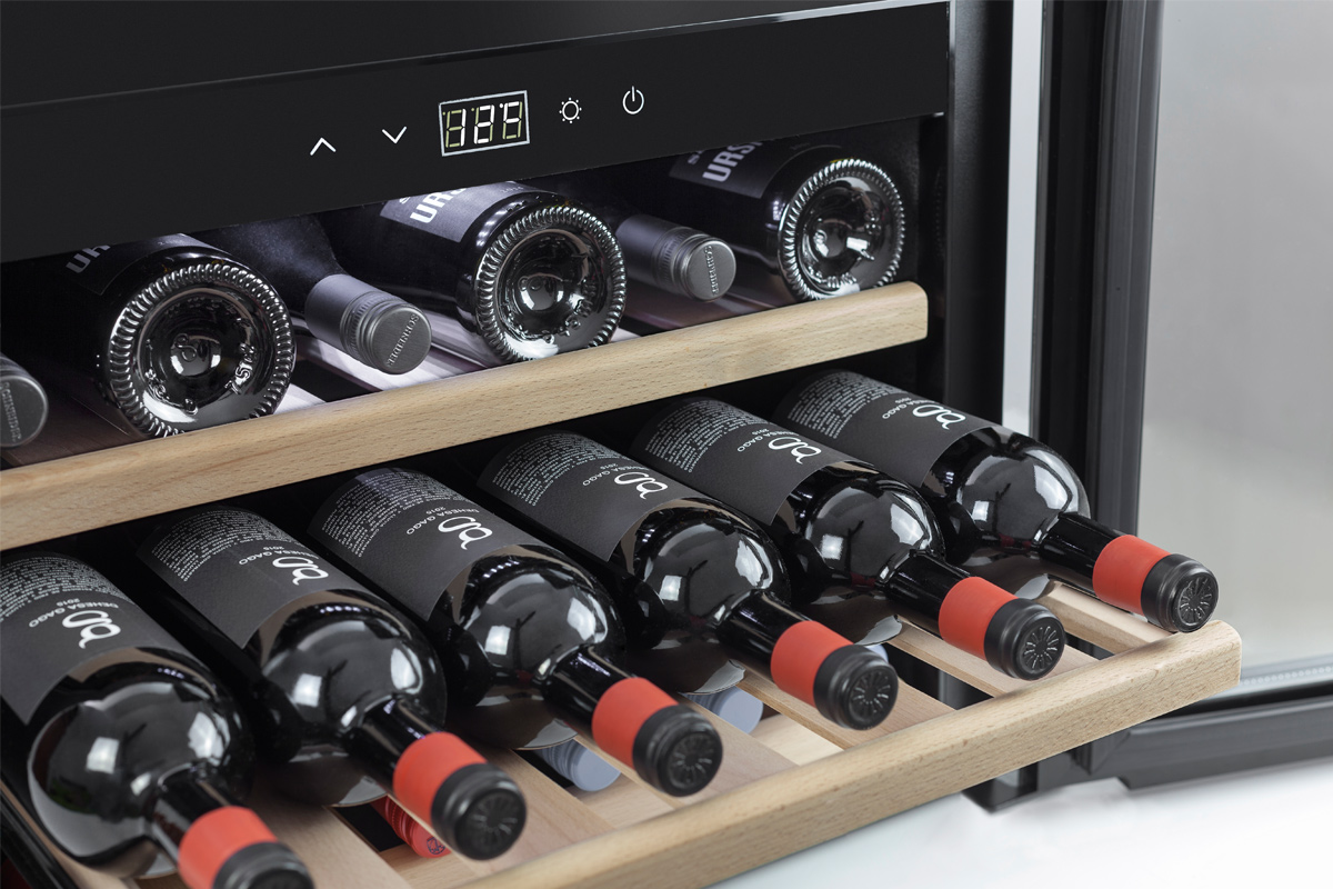 Сколько хранится открытое вино в холодильнике