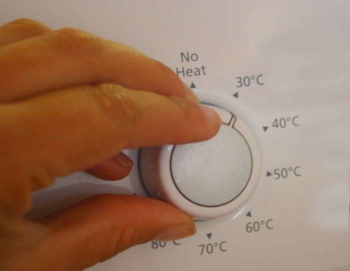 Температурный режим не должен превышать 60 градусов 