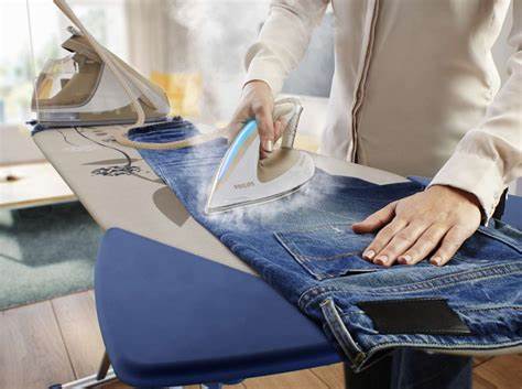Как правильно гладить джинсы после стирки