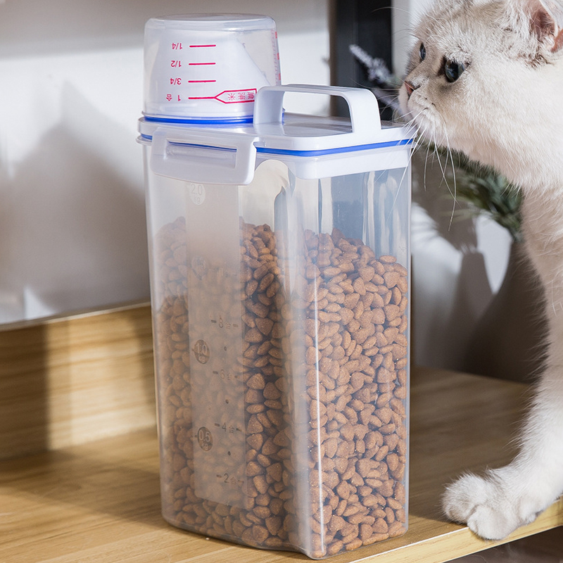 Как хранить сухой корм для кошек после вскрытия