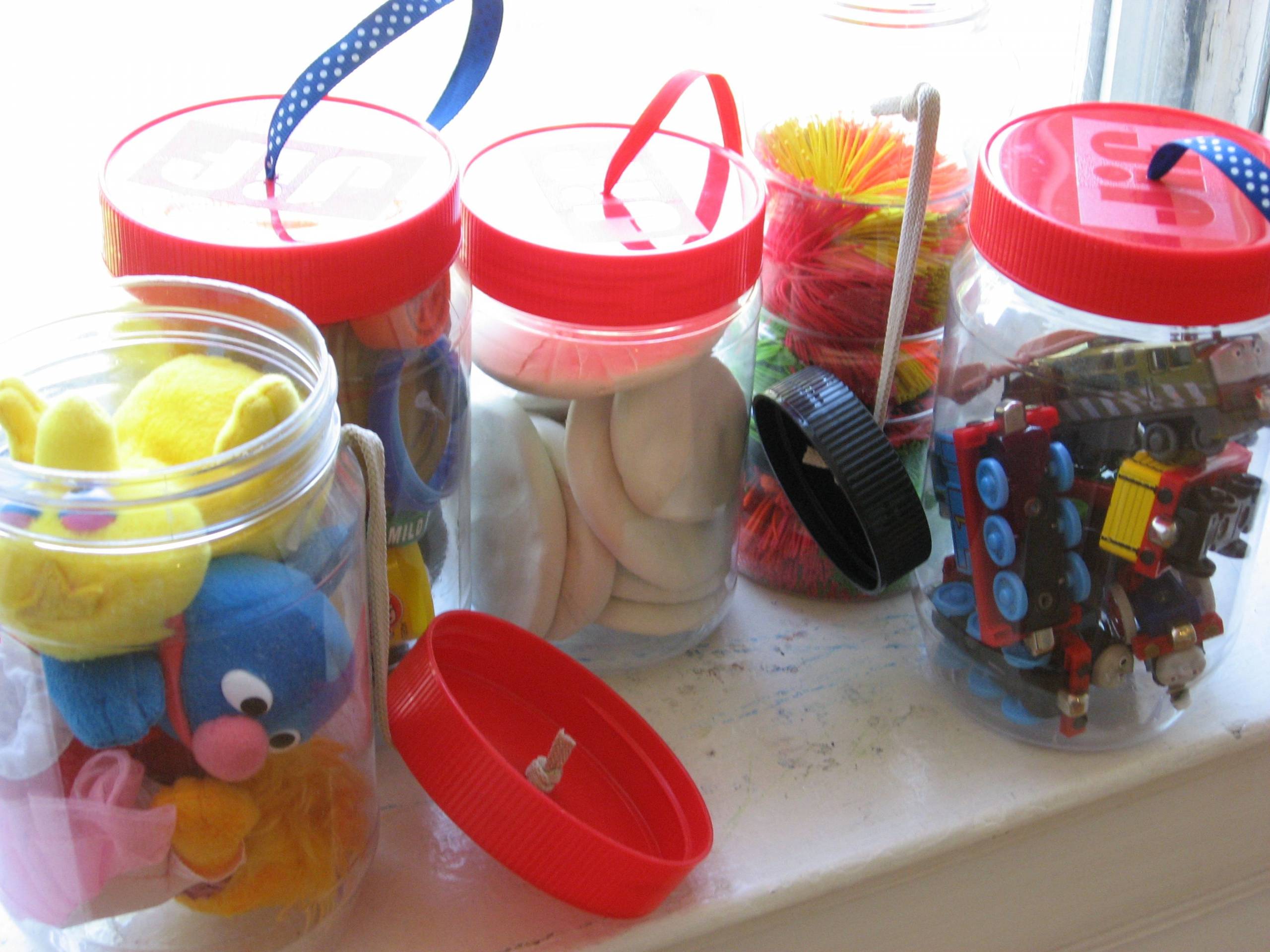Хранение игрушек в детской комнате: советы и идеи